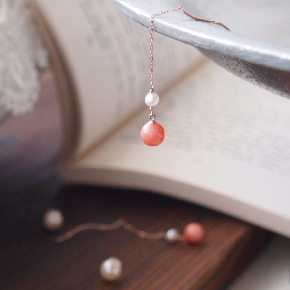 ピンク珊瑚チェーンピアス